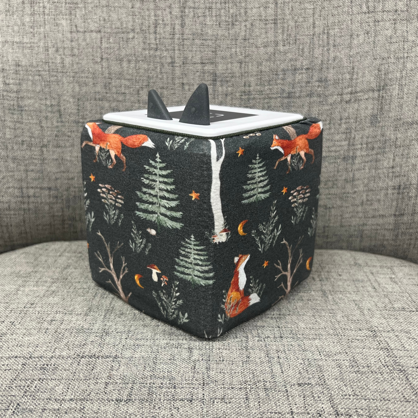 
                  
                    Fox in the Forrest Grey - Cloth Cover
                  
                